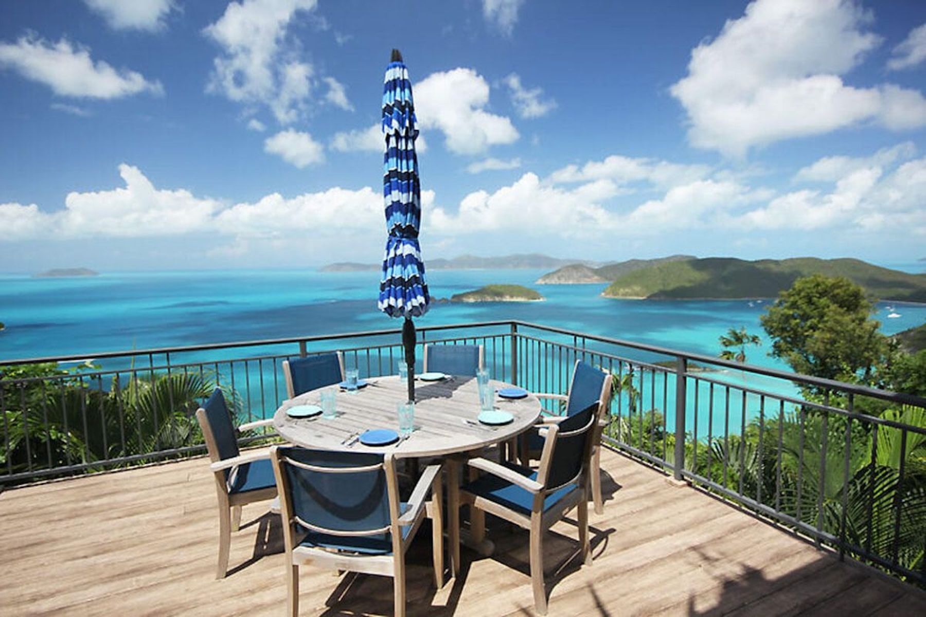 Alfresco Dining