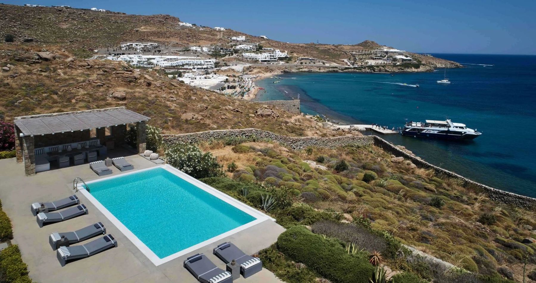 Arya villa photo.