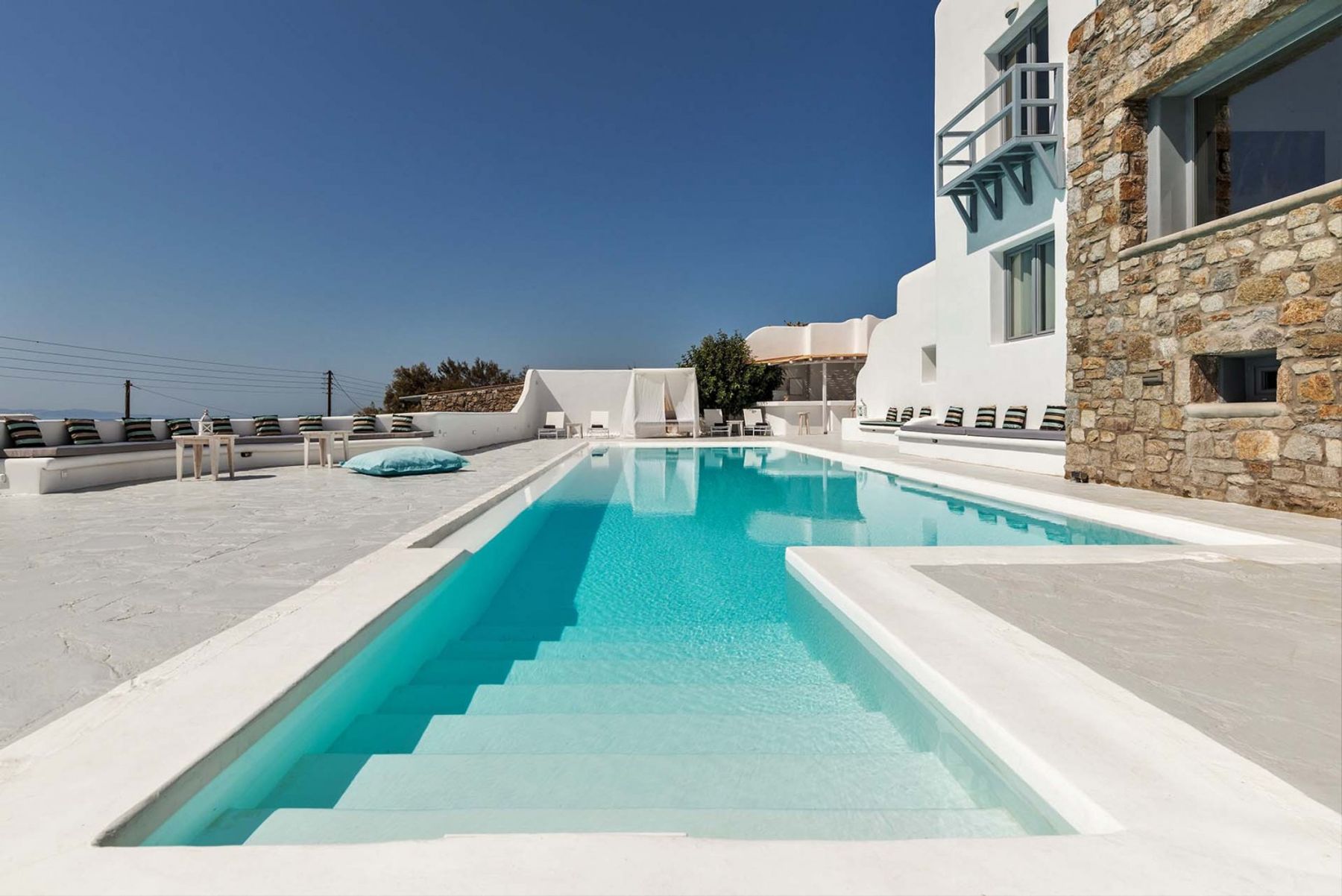 Ivory Retreat villa photo.