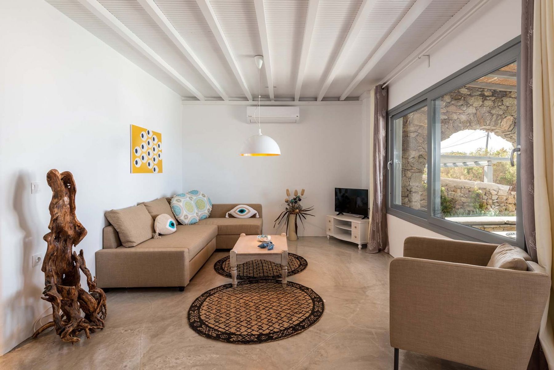 Ivory Retreat villa photo.