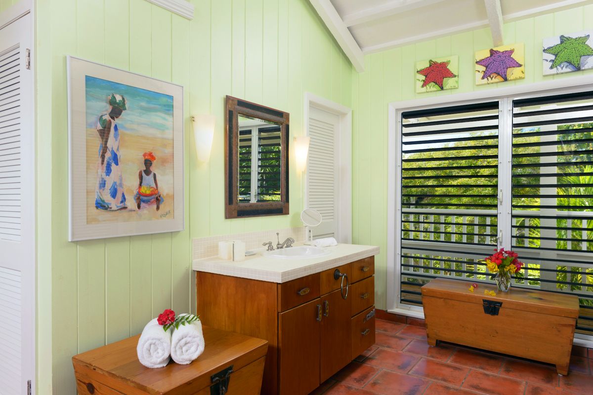 En suite bathroom