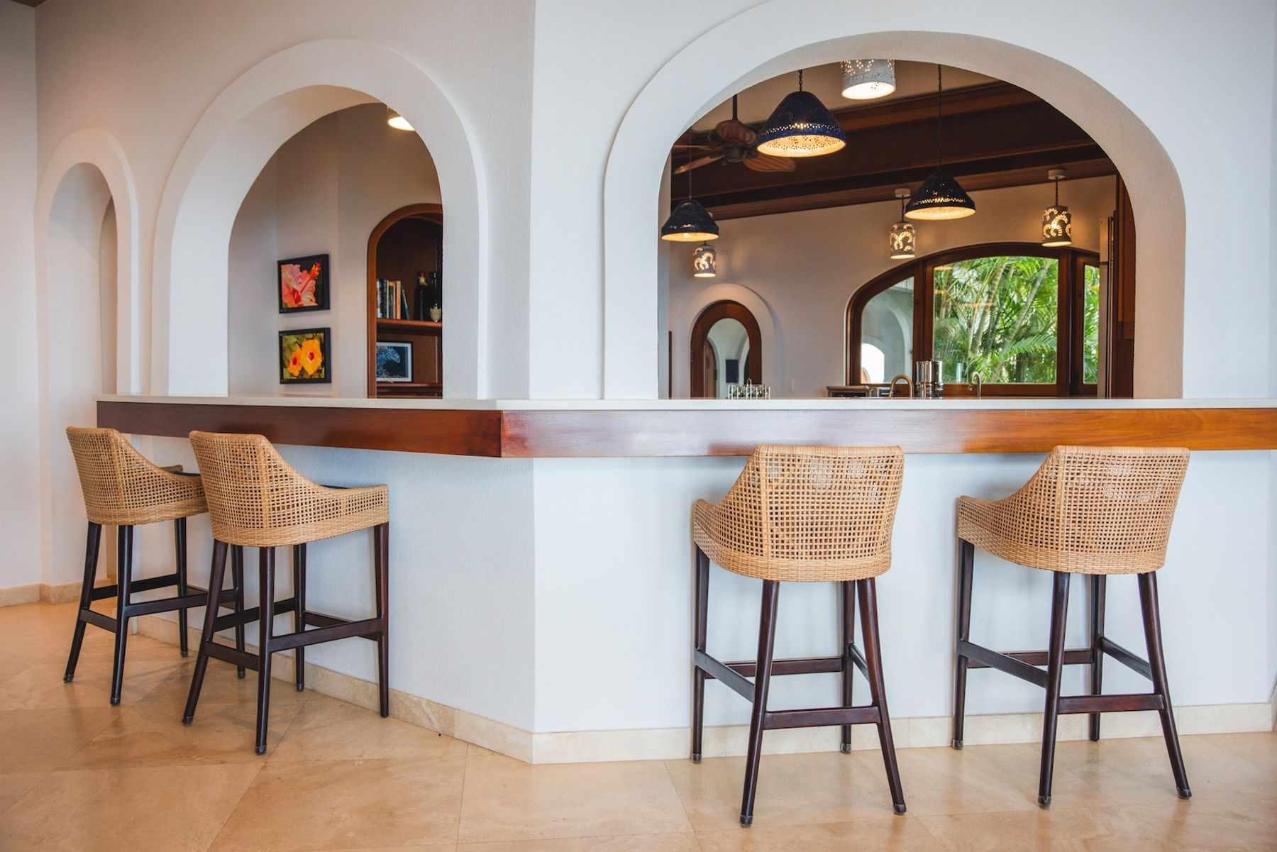 Breakfast Bar seating