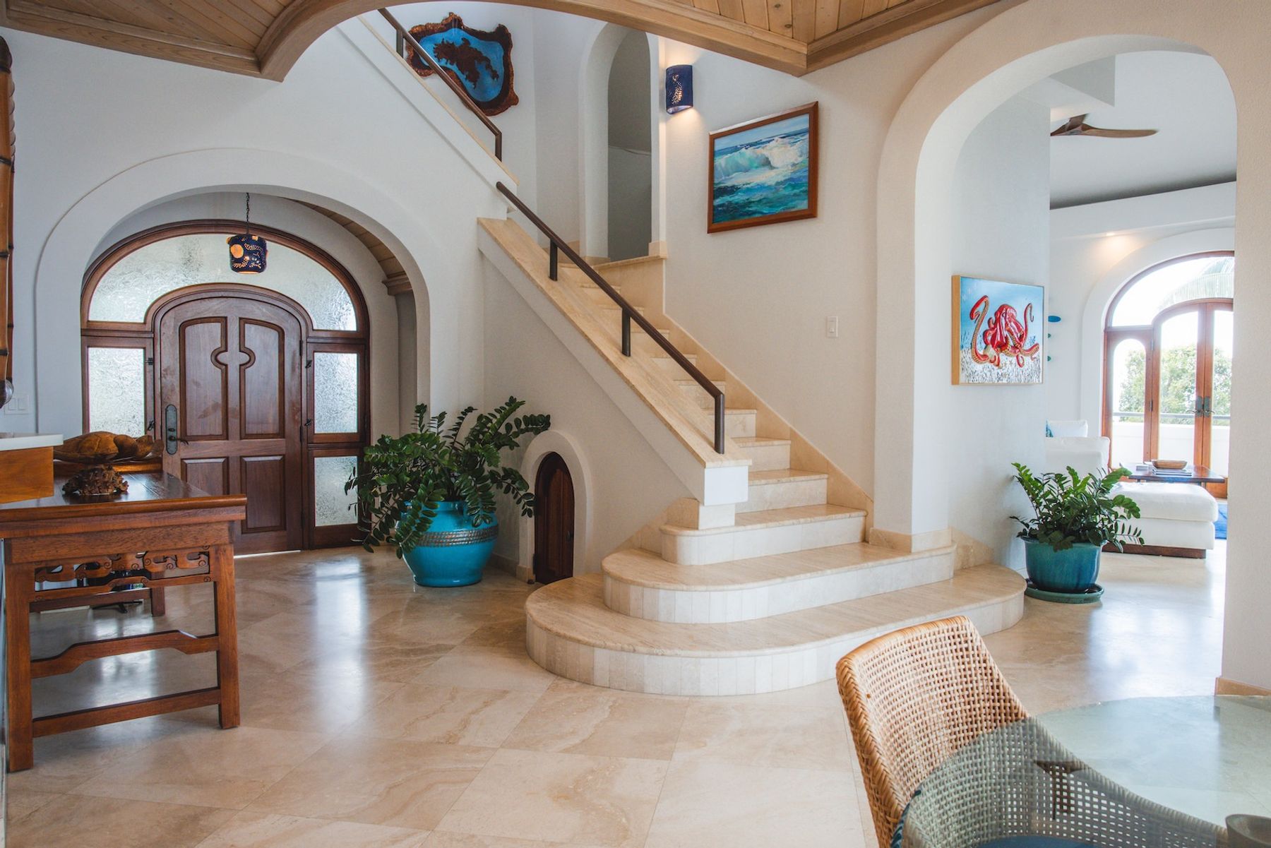 Isla Vista villa photo.