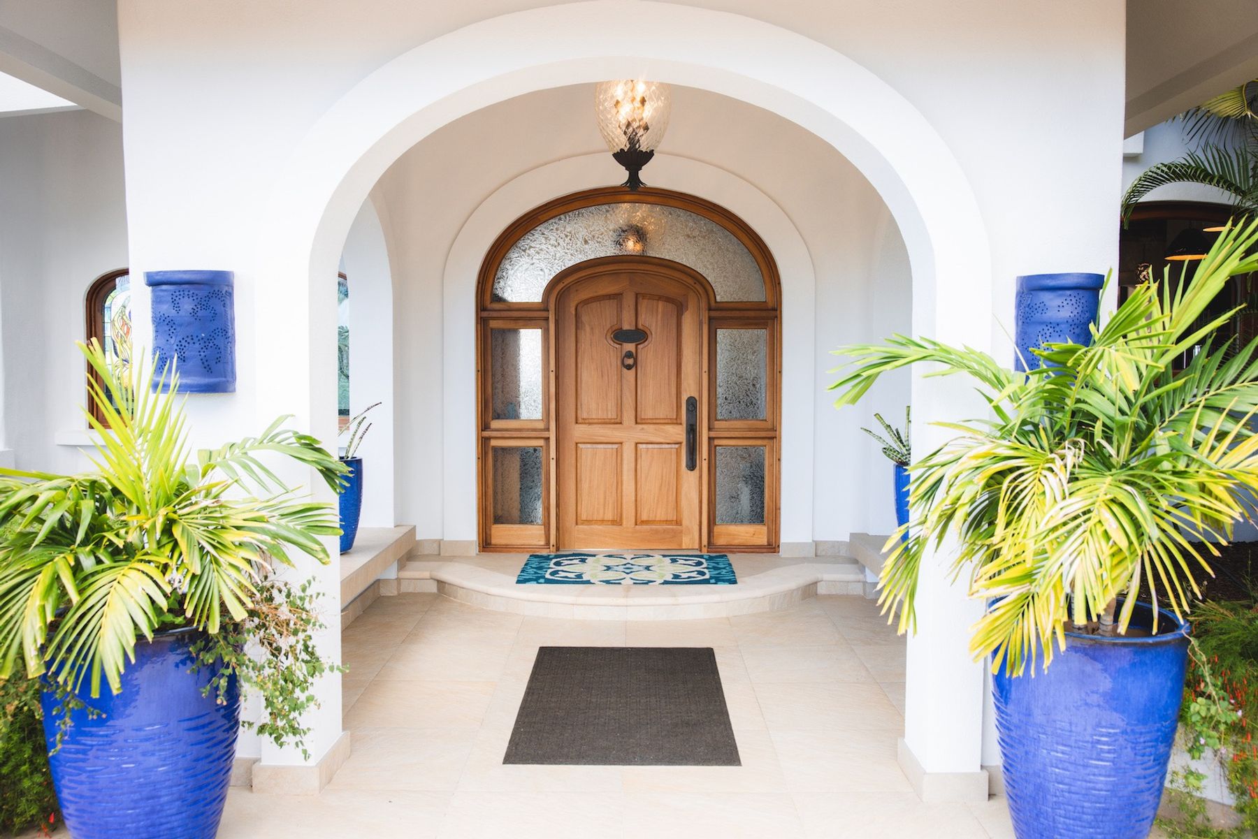 Isla Vista villa photo.