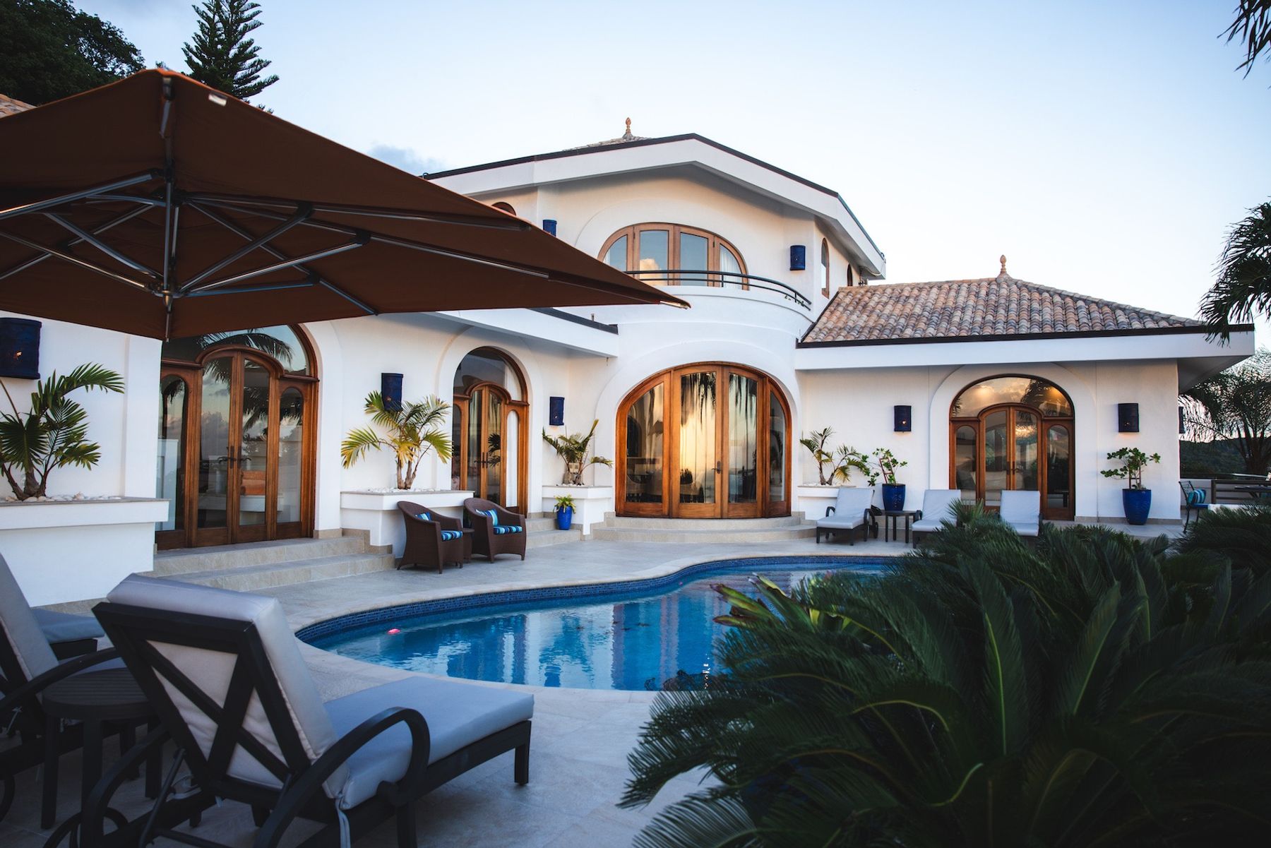 Isla Vista villa photo.