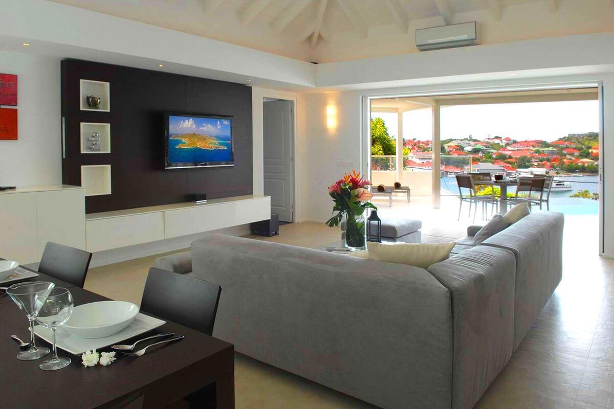 Spacious living area