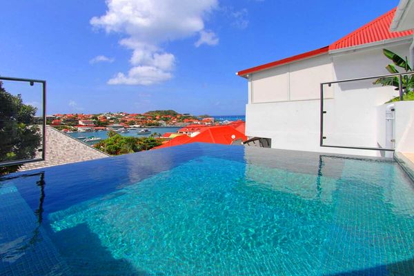 Wastra Villa is located right above Gustavia Harbour