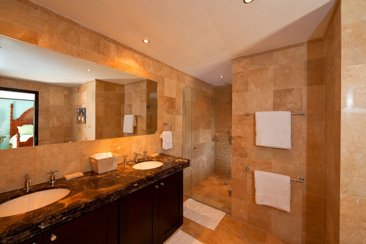 En suite bathroom