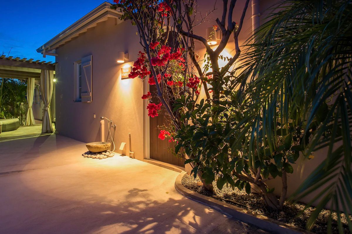 SAS villa photo.