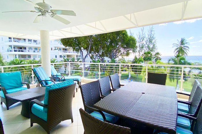 Palm Beach Villa is located right on the South Coast beach