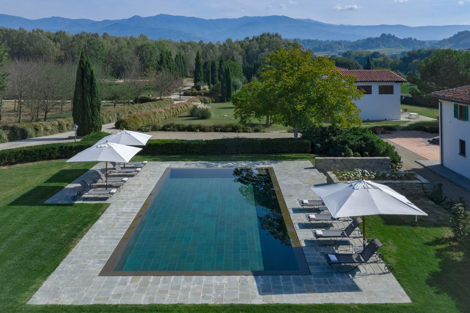 Astra villa photo.