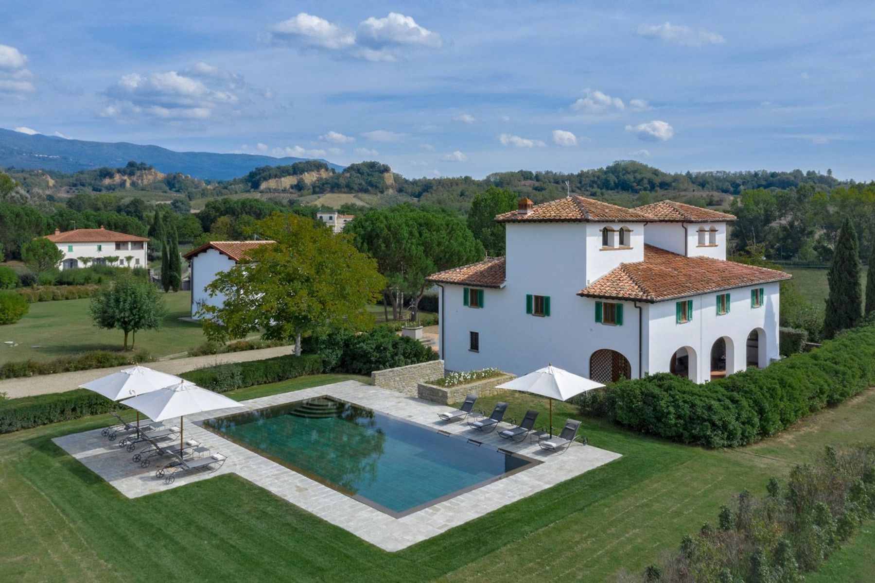Astra villa photo.