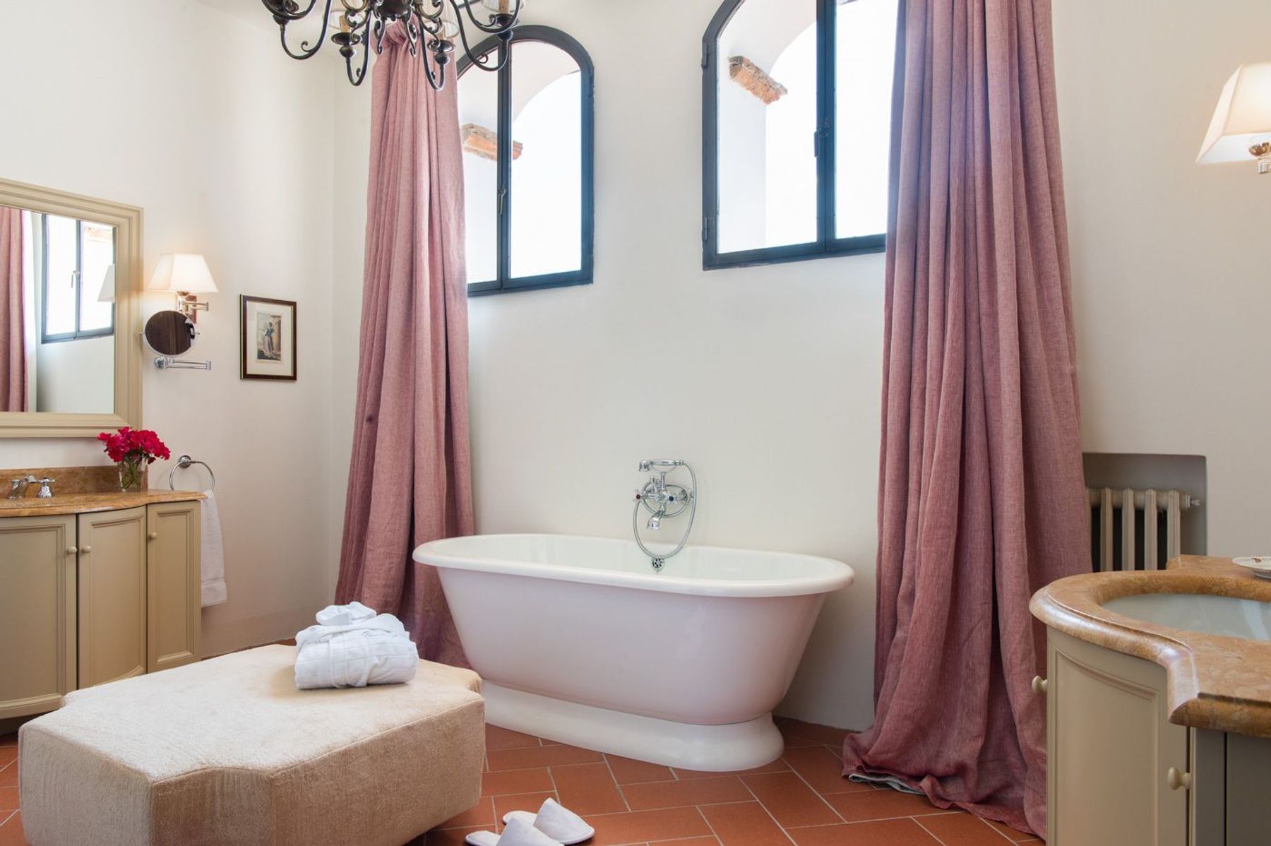 Astra villa photo.