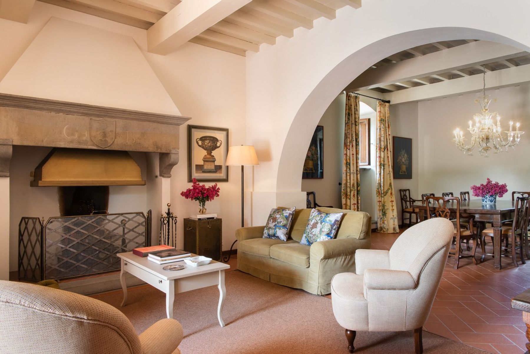 Astra villa photo.