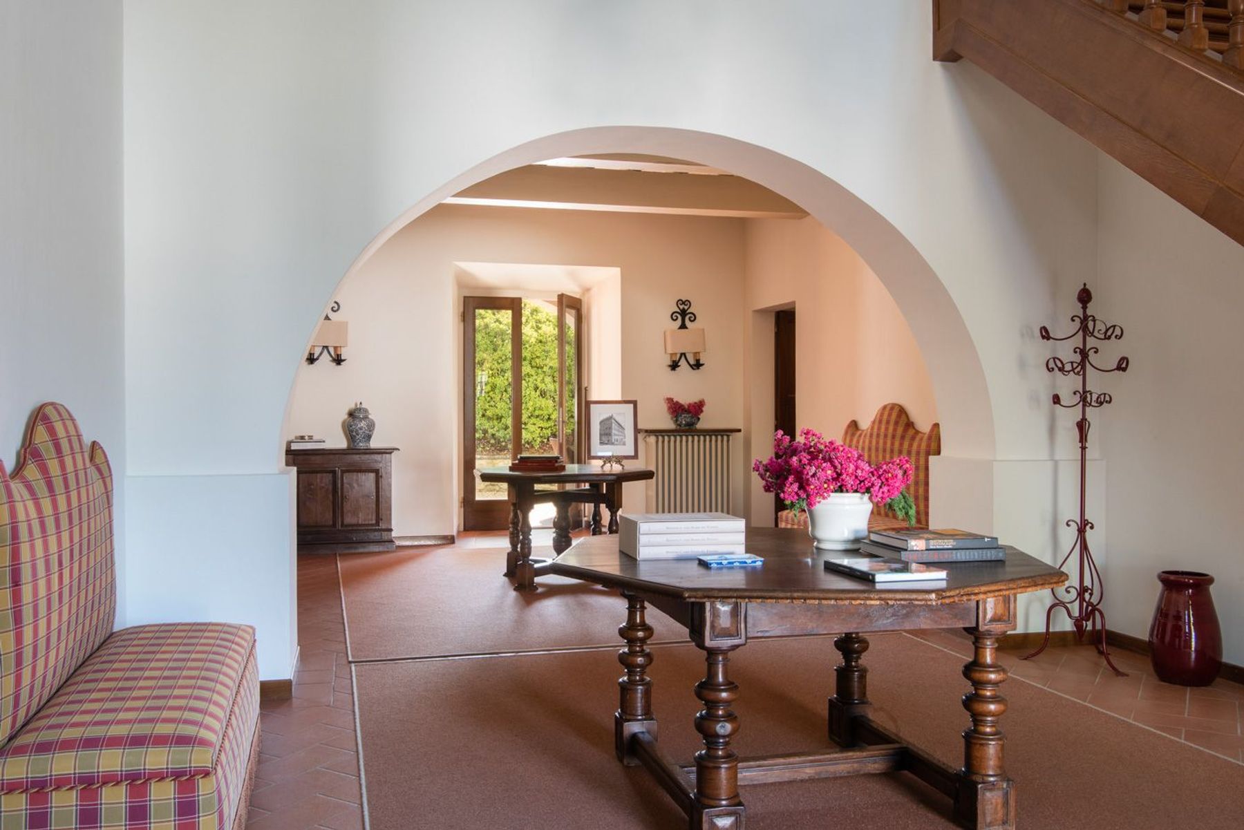 Astra villa photo.