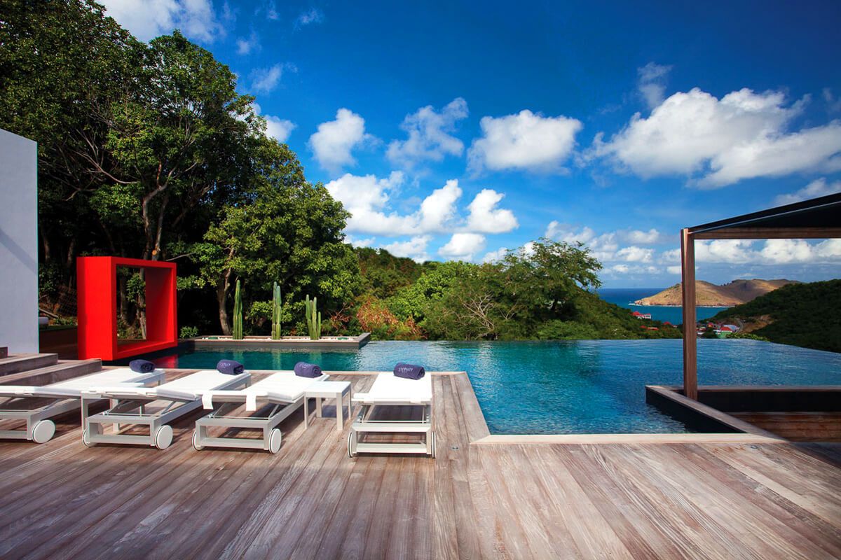 Lounge by the infinity edge pool