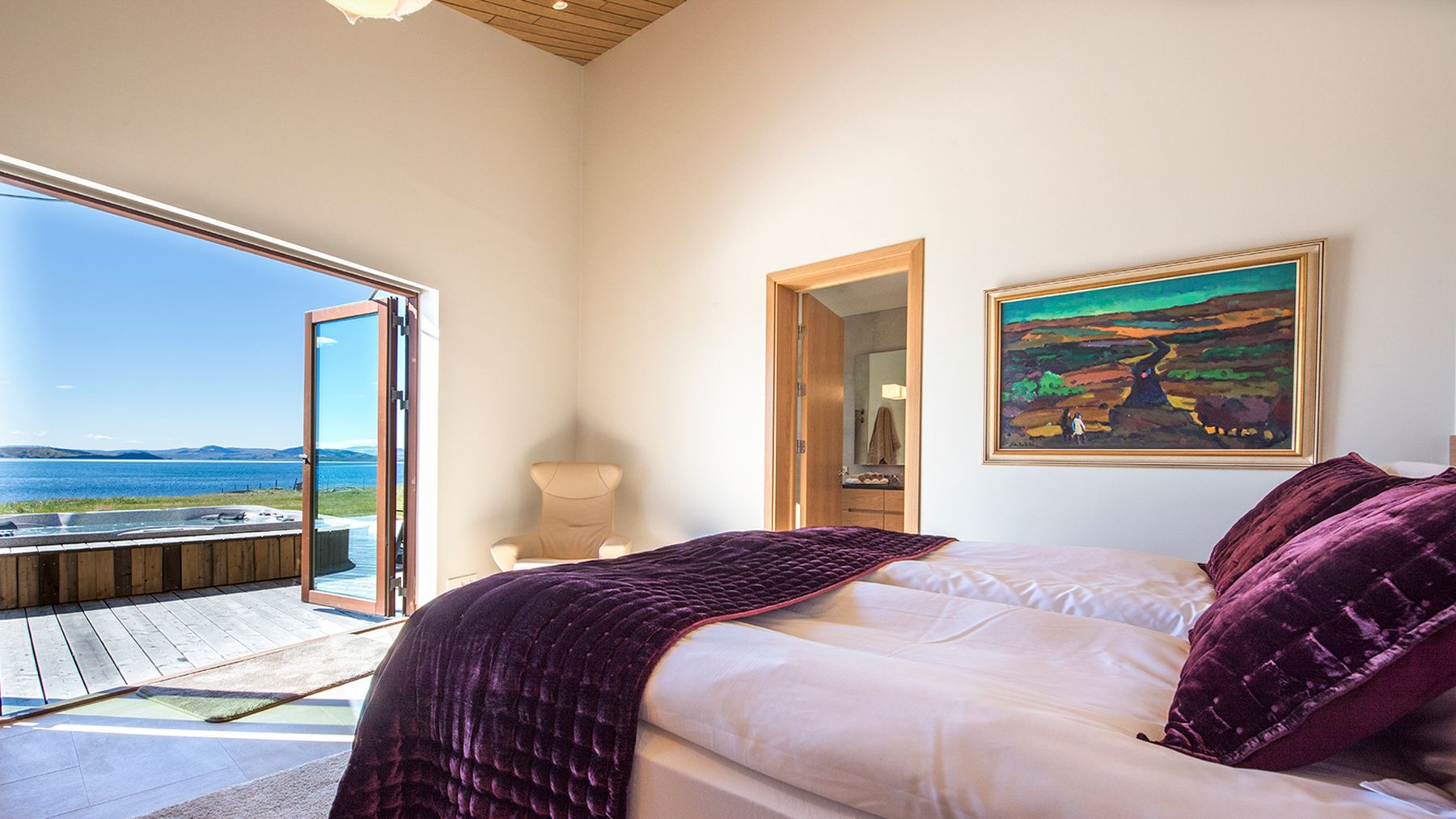 Lakeview Villa villa photo.