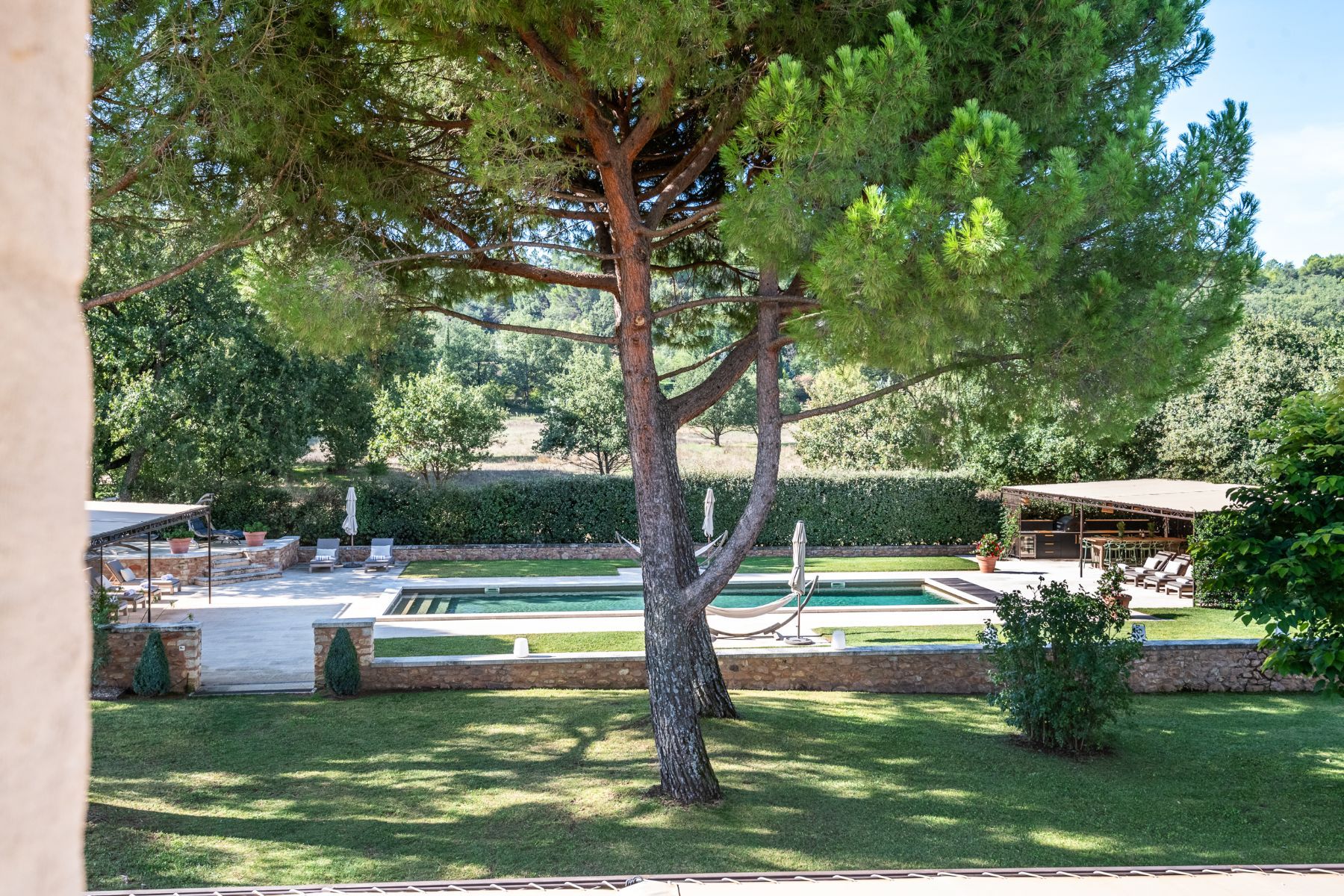 Mas du Milan villa photo.