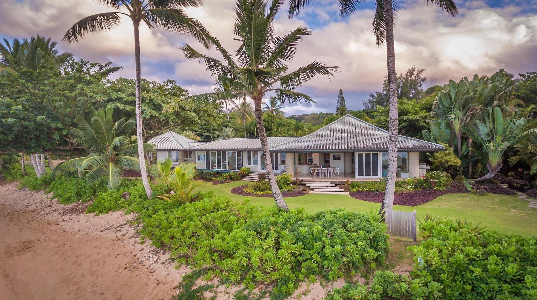 Anini Beachfront Home villa photo.