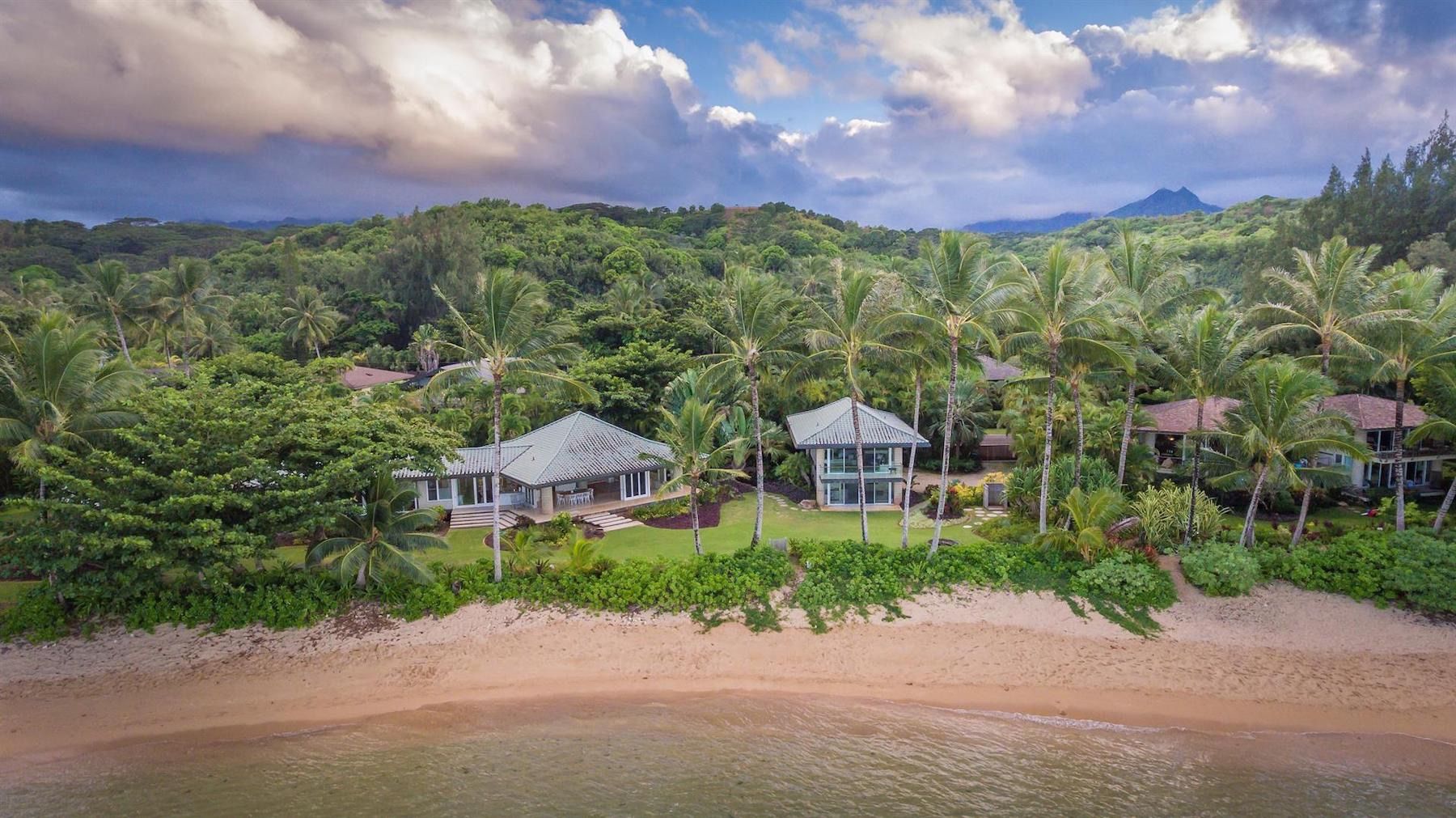 Anini Beachfront Home villa photo.