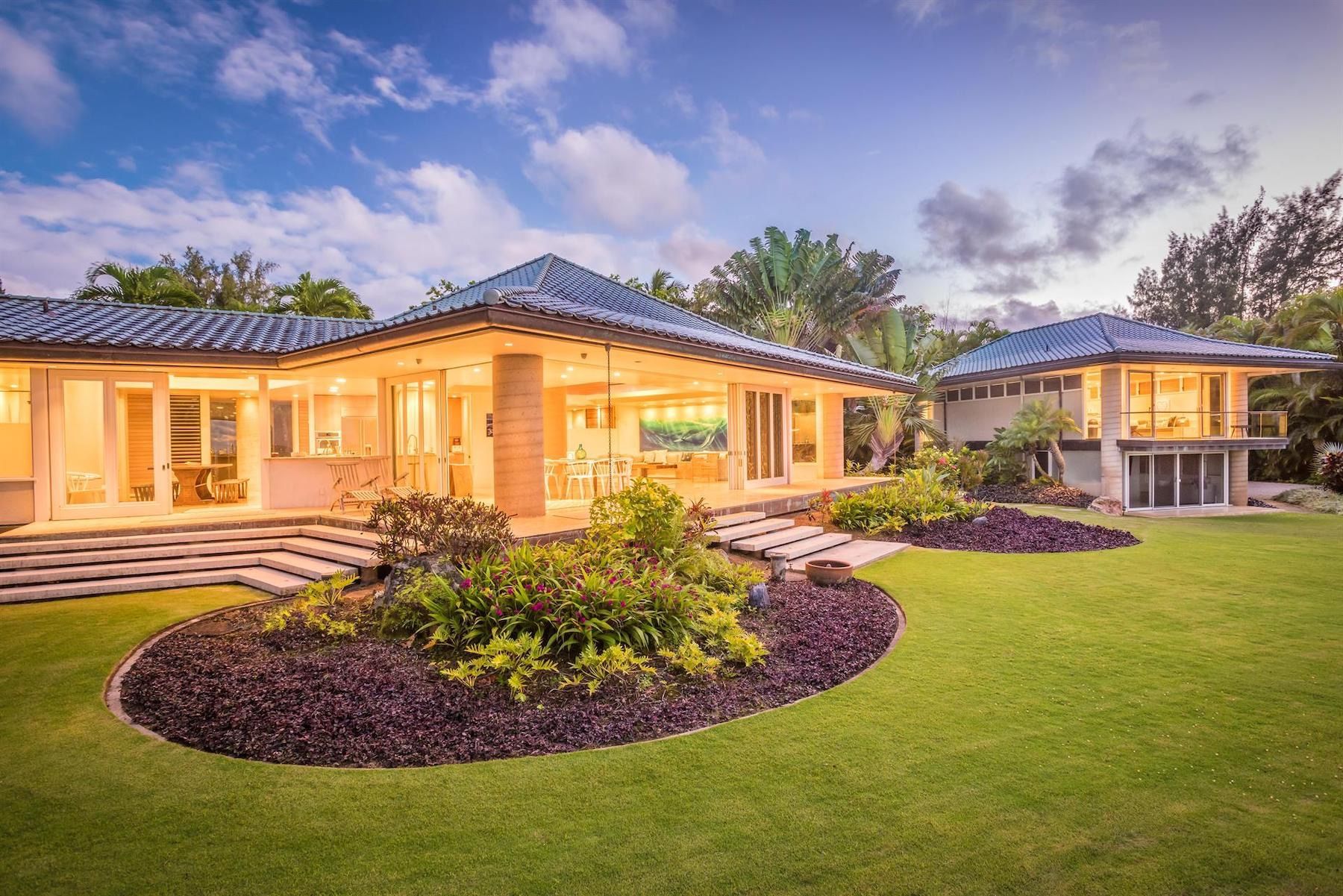 Anini Beachfront Home villa photo.