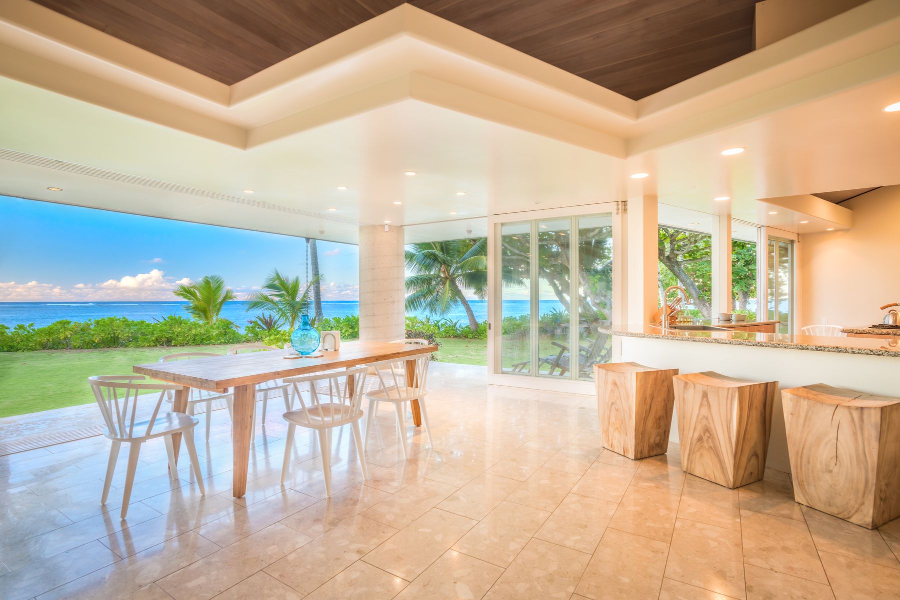 Anini Beach House villa photo.