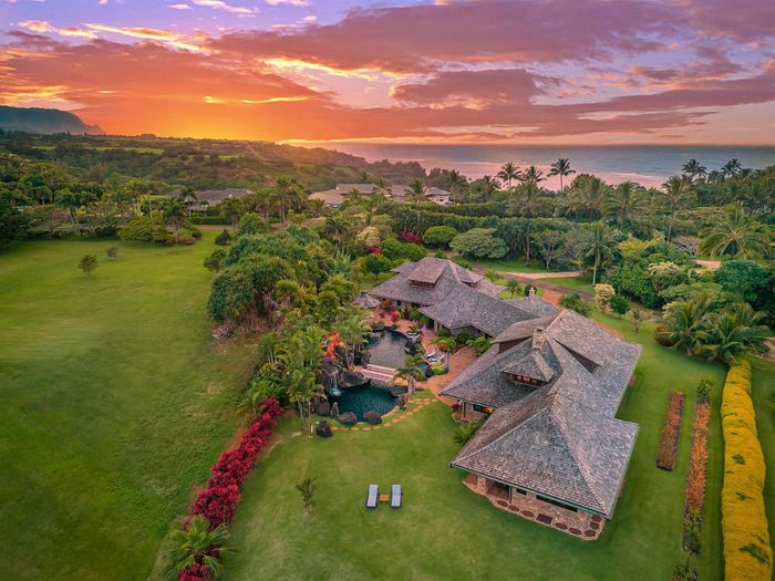 Anini Vista Drive Estate villa photo.