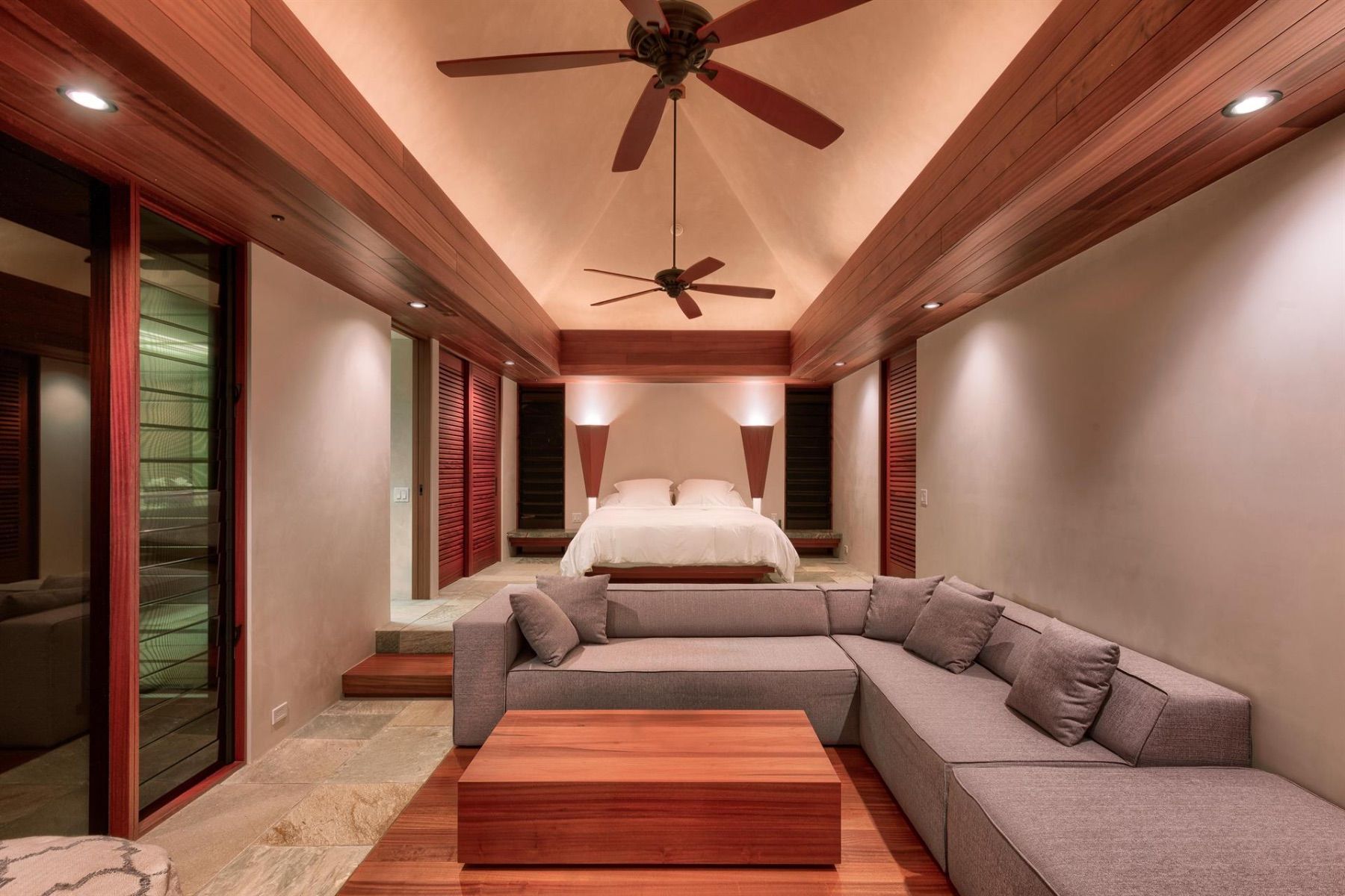 Secret Cove villa photo.