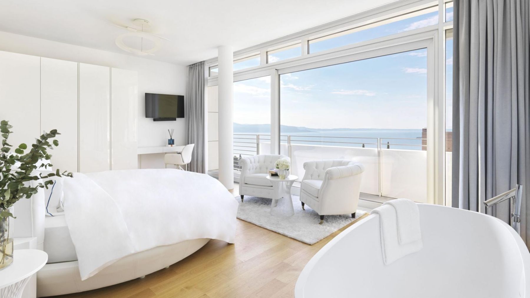 Villa Richard Meier villa photo.
