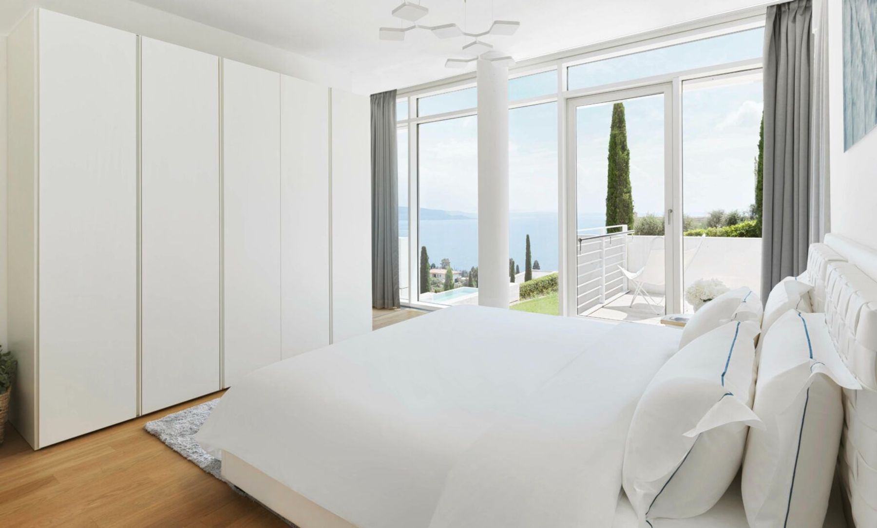 Villa Richard Meier villa photo.