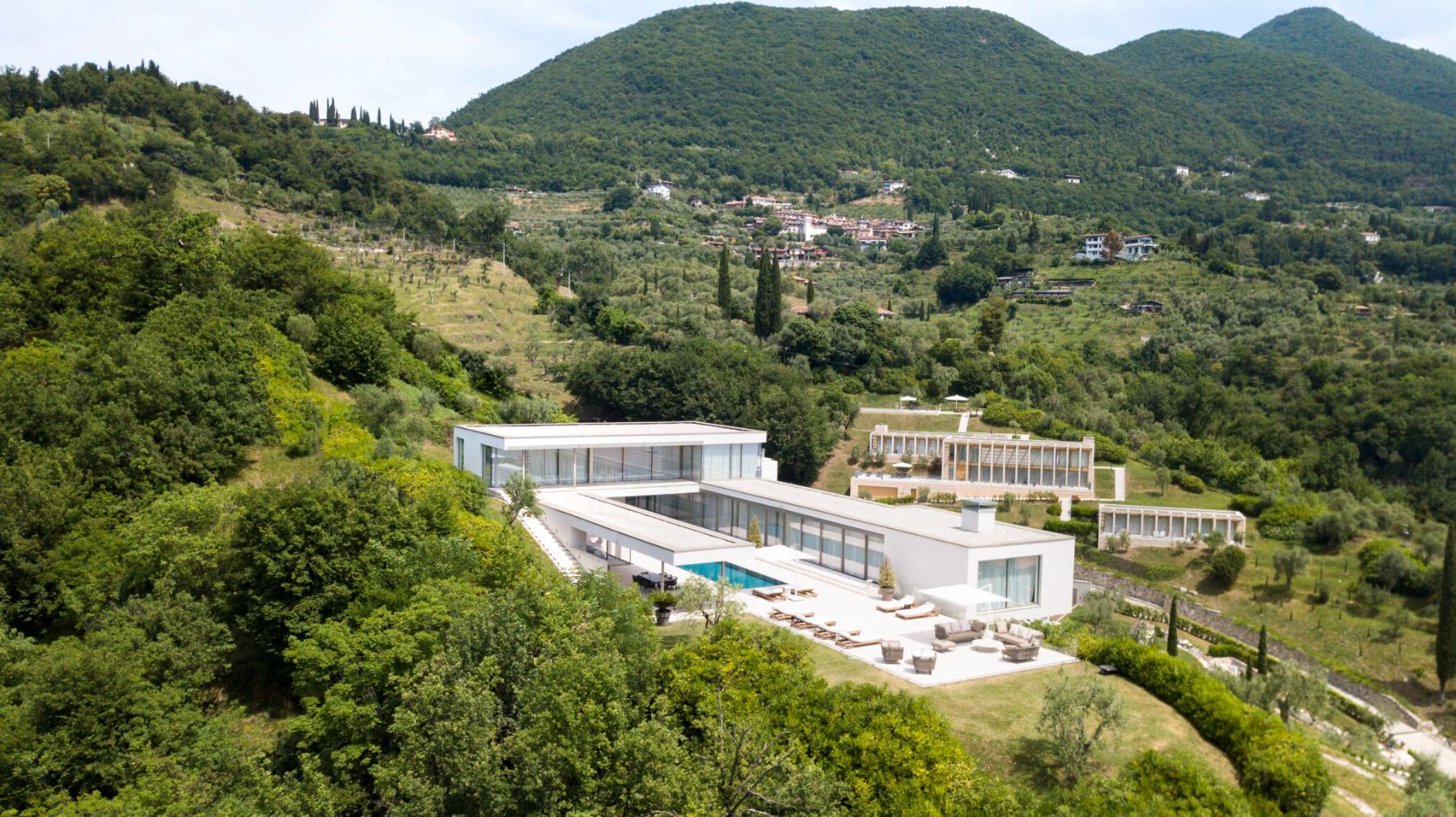Villa Sphere Ovest villa photo.