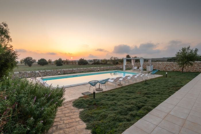 Swimming pool at Masseria Iblea in Sicily