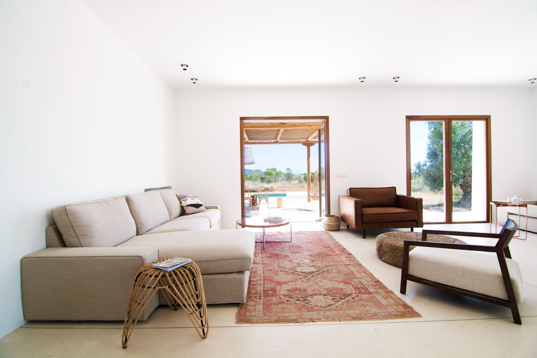 Paloma Blanca villa photo.