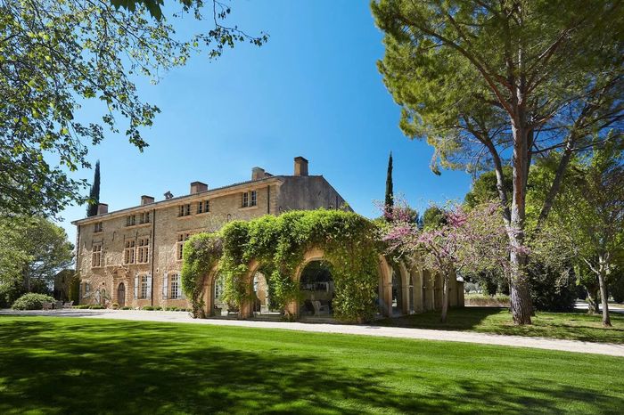 Un Chateau en Provence villa photo.