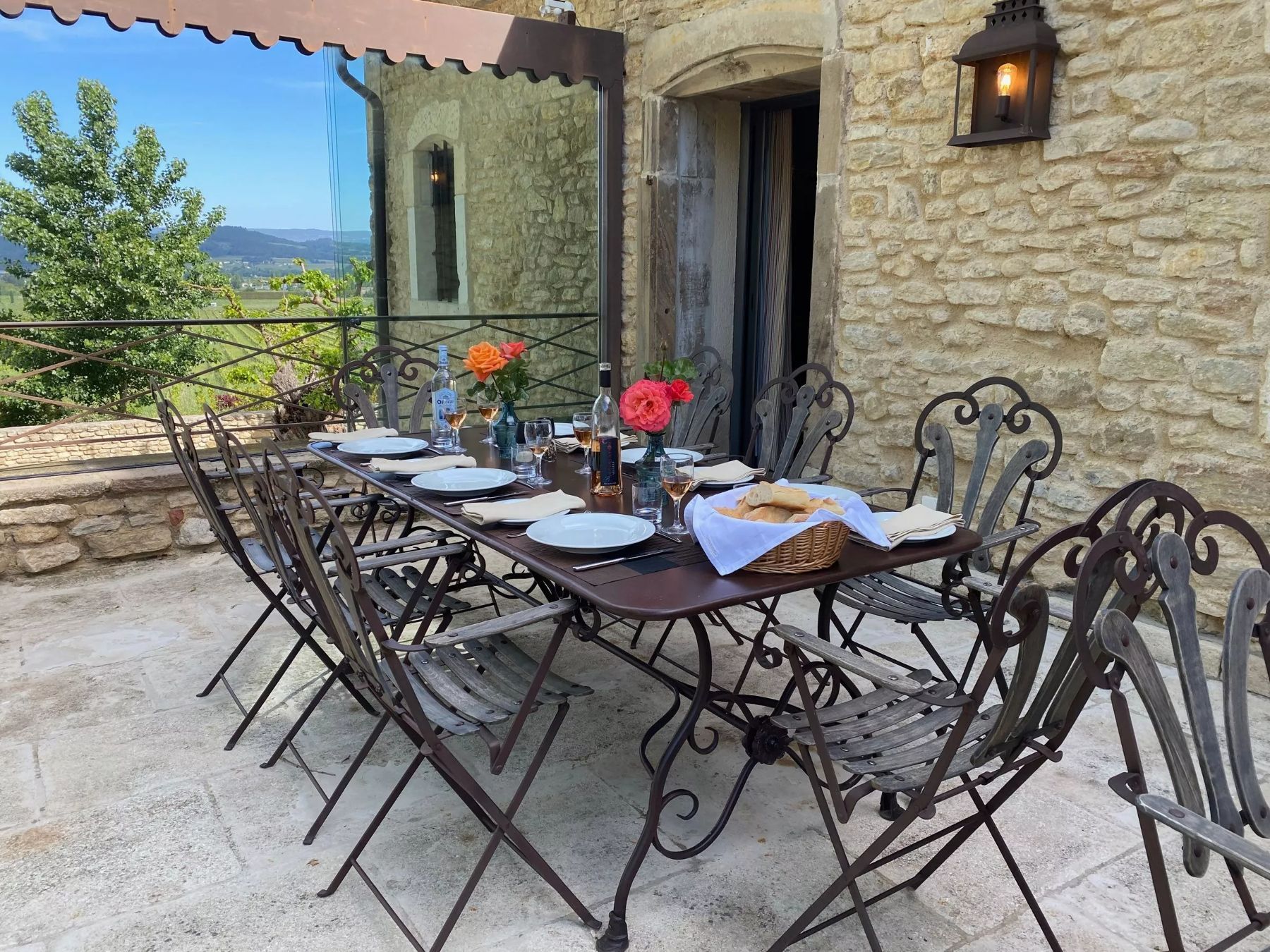 Chateau de Bonnieux villa photo.