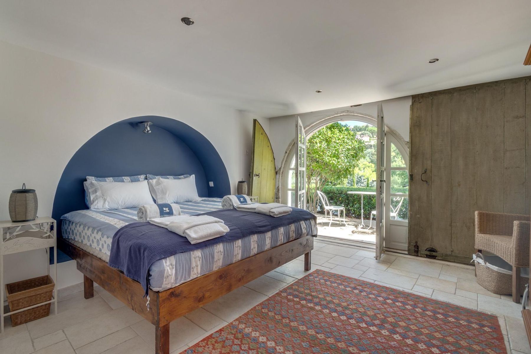 Bastide des Colombes villa photo.