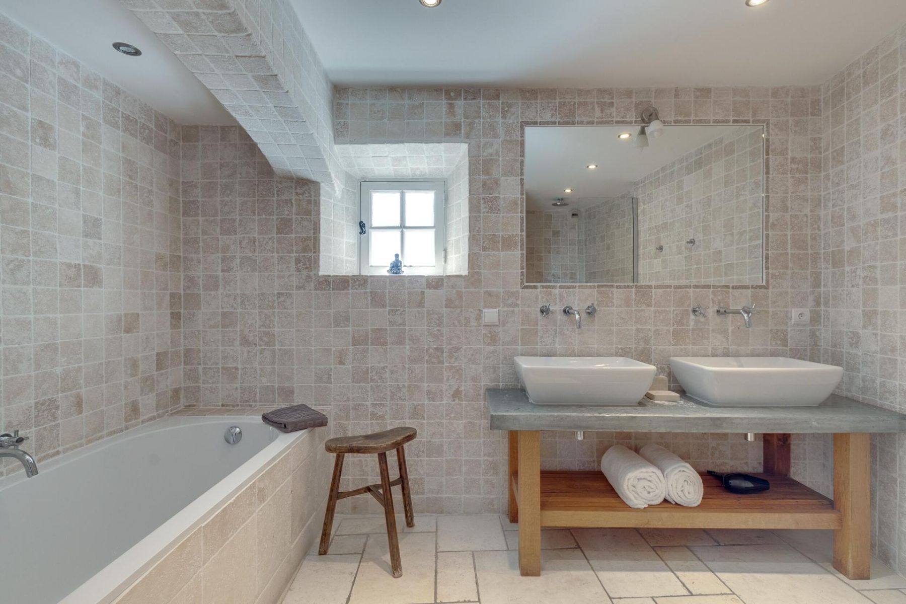 Bastide des Colombes villa photo.