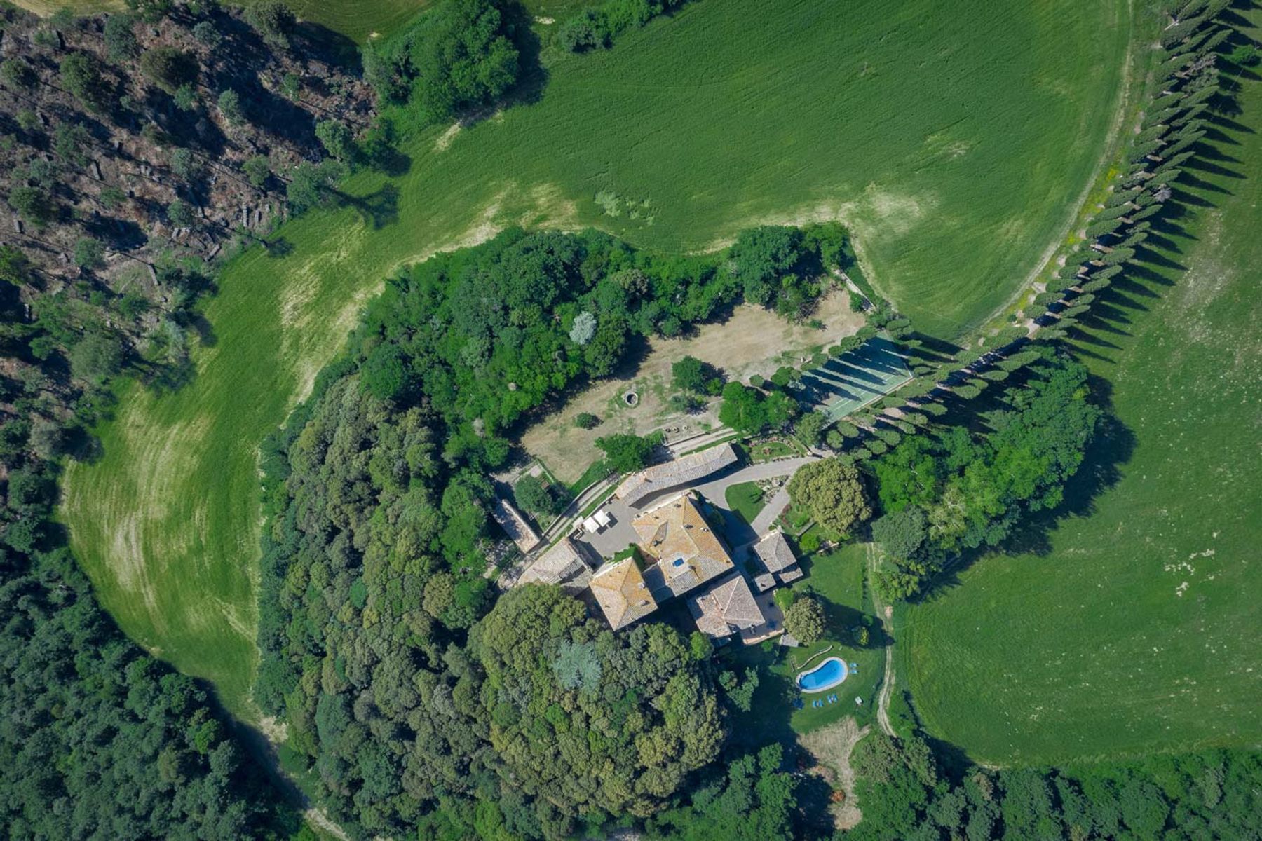 Cardinale villa photo.