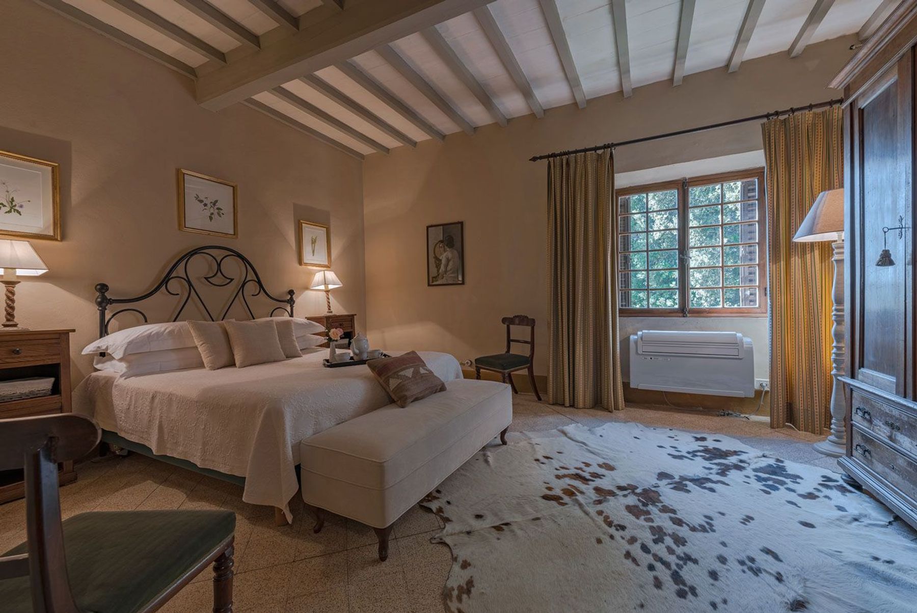Cardinale villa photo.