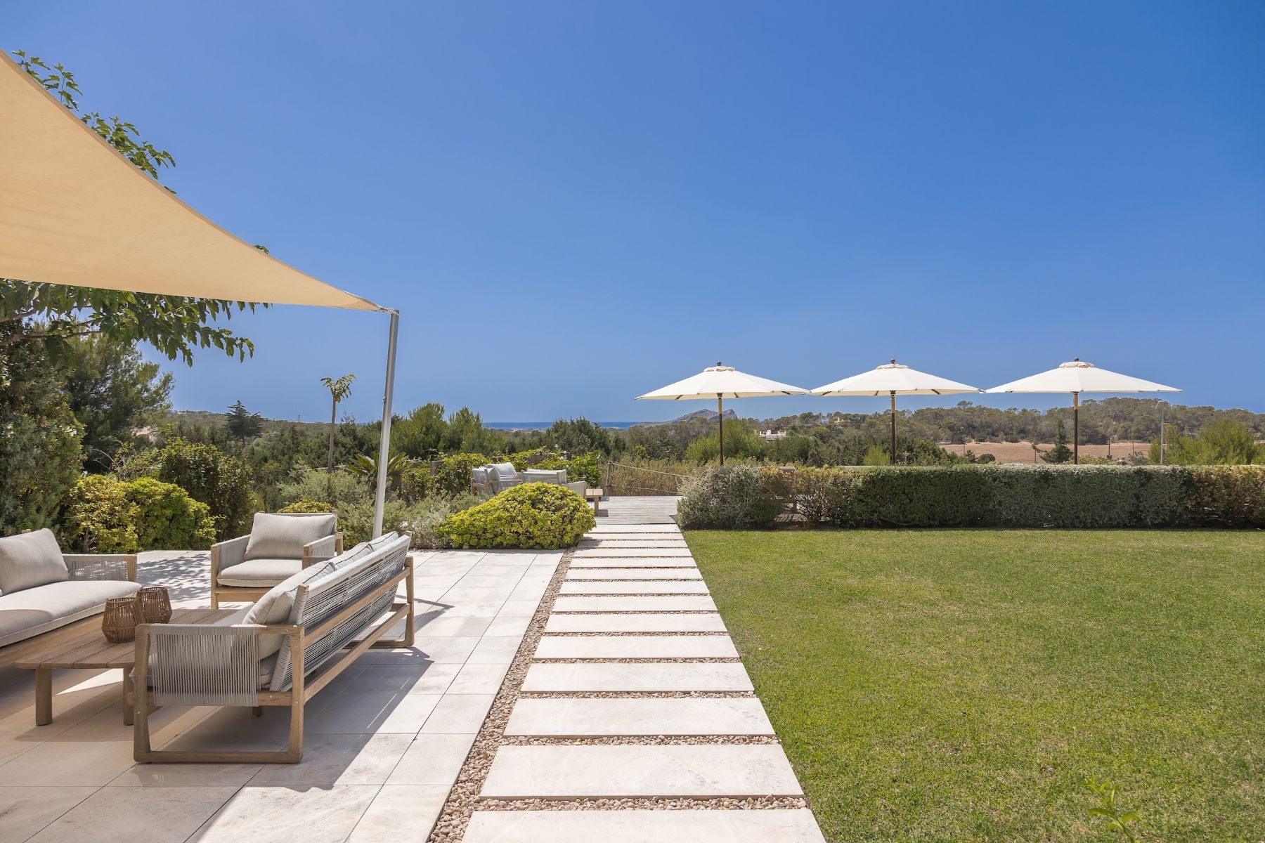 Cala Conta Dream villa photo.