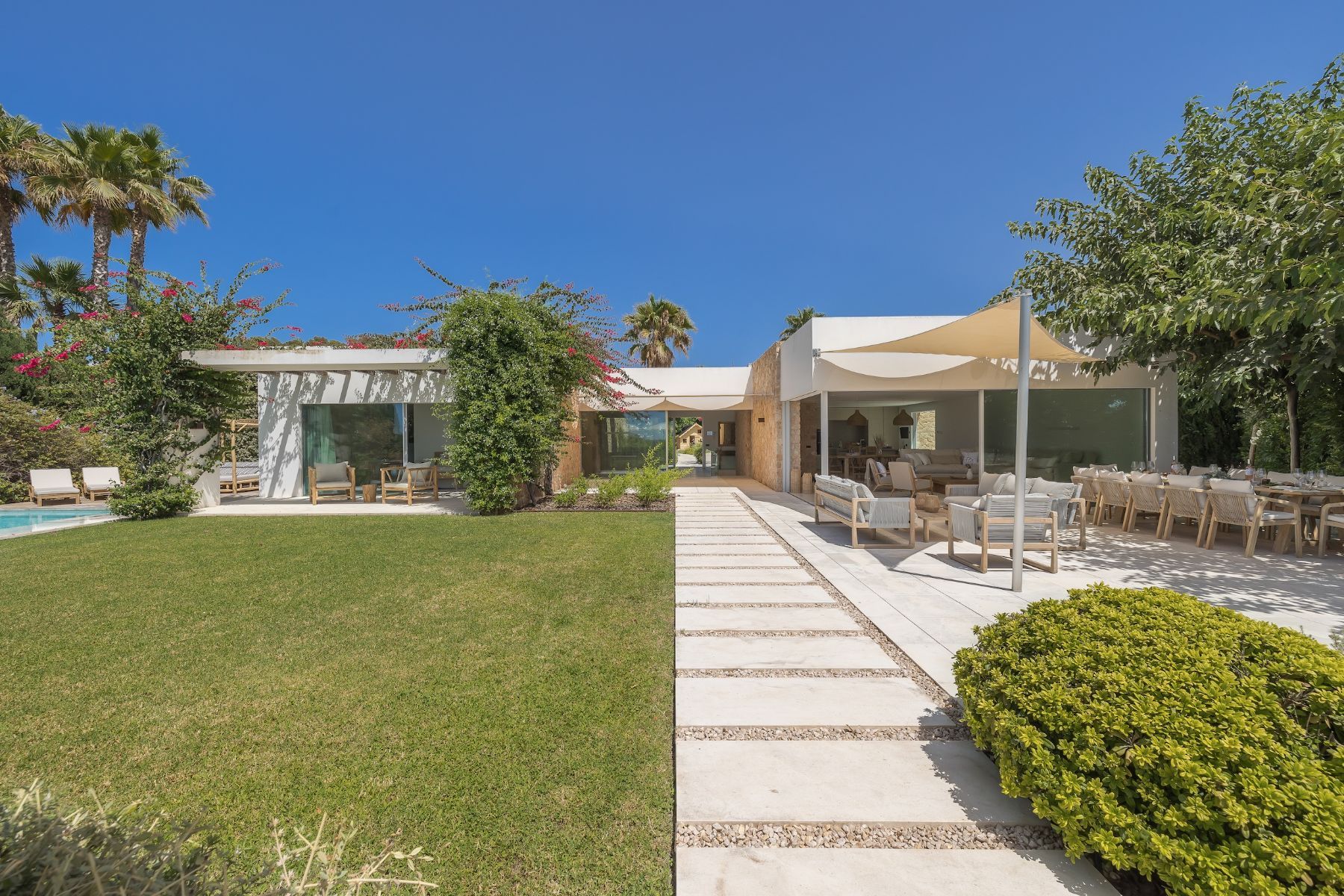 Cala Conta Dream villa photo.