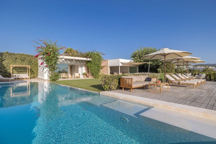 Cala Conta Dream villa photo.