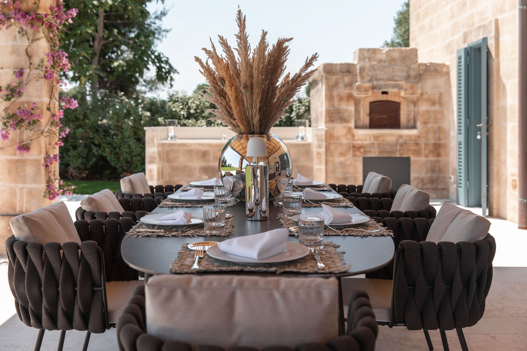 Alfresco Dining