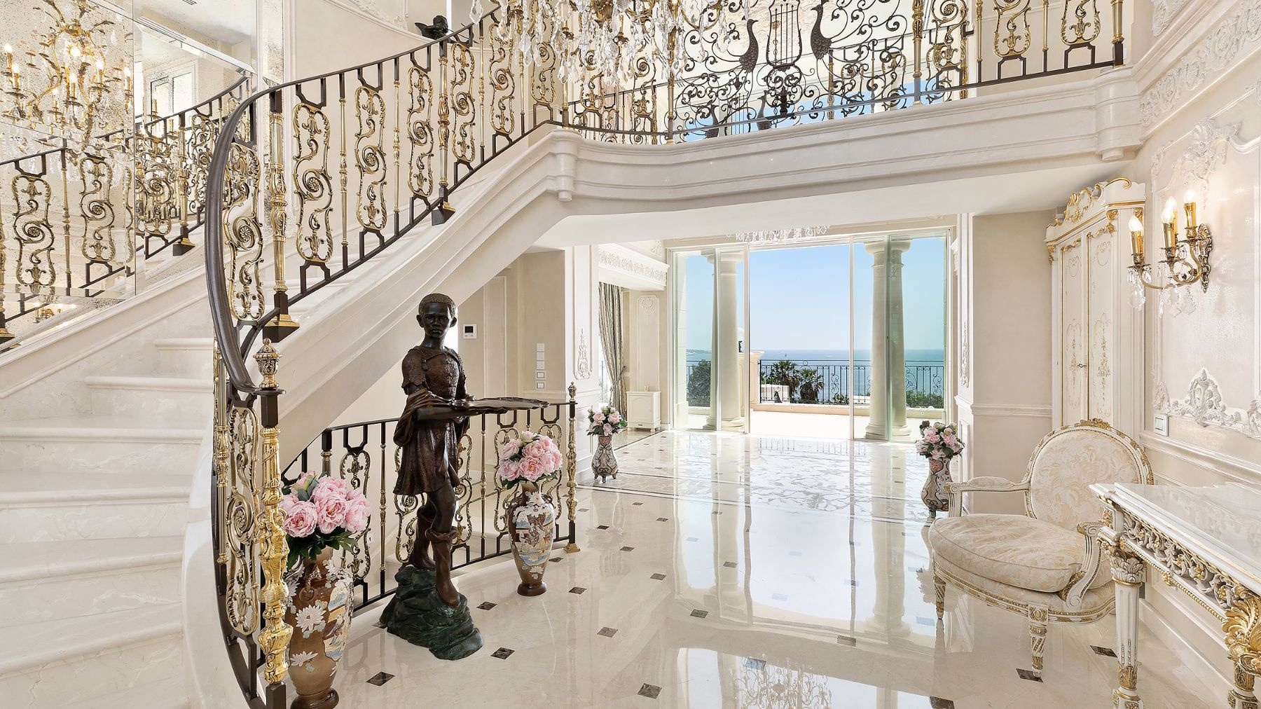 Grand Residence villa photo.