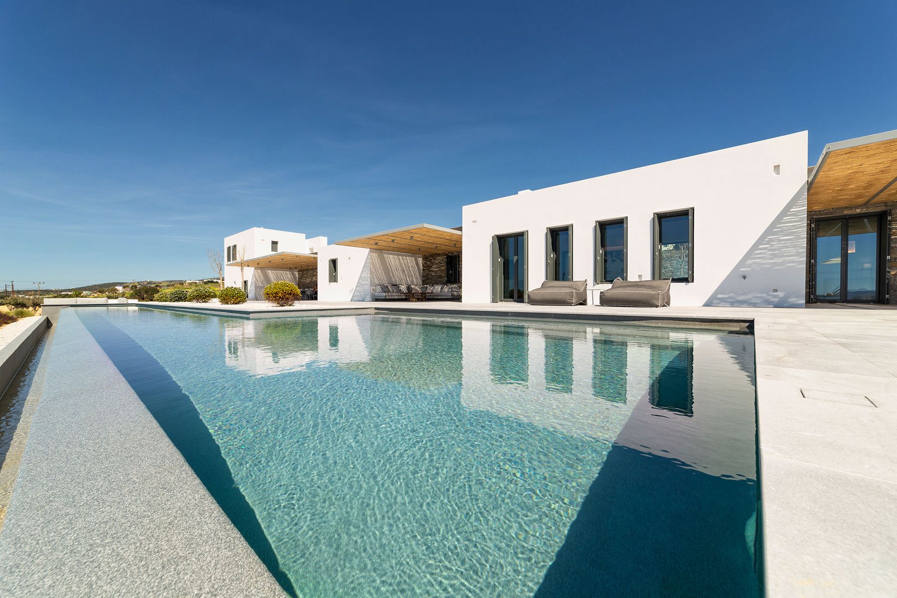 Limpida villa photo.