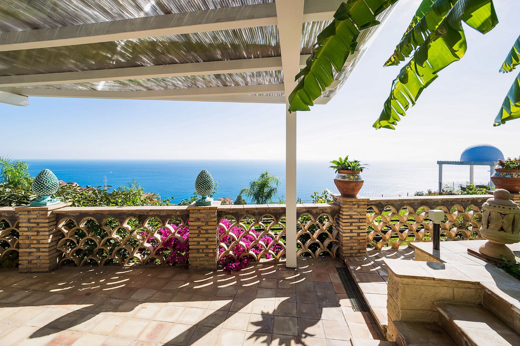 Buena Vista villa photo.