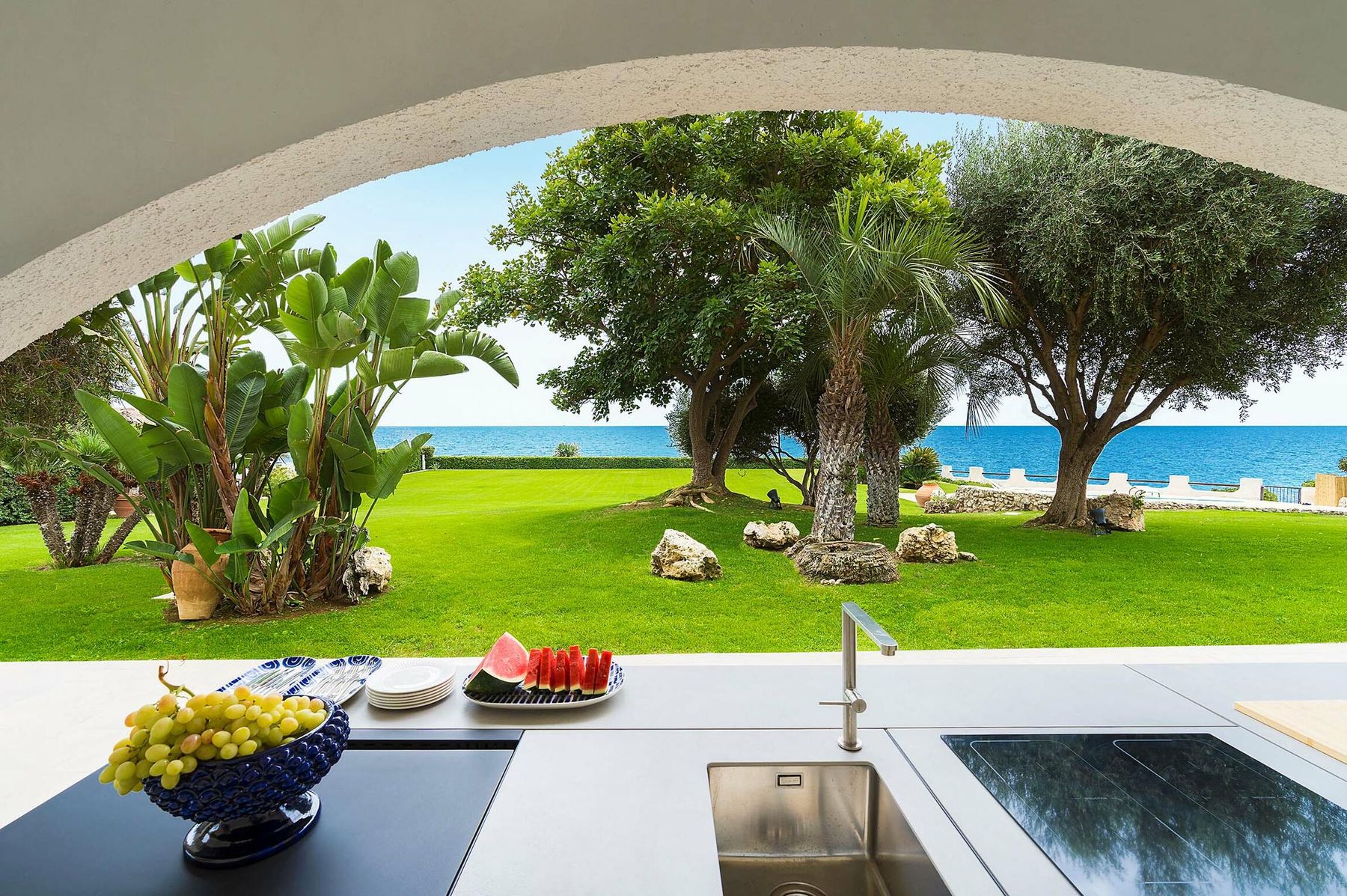 Blue Moon villa photo.