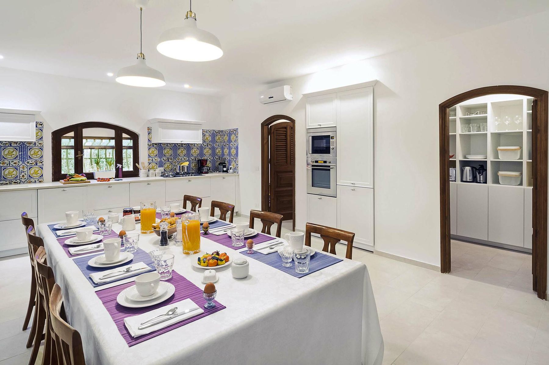 Blue Moon villa photo.