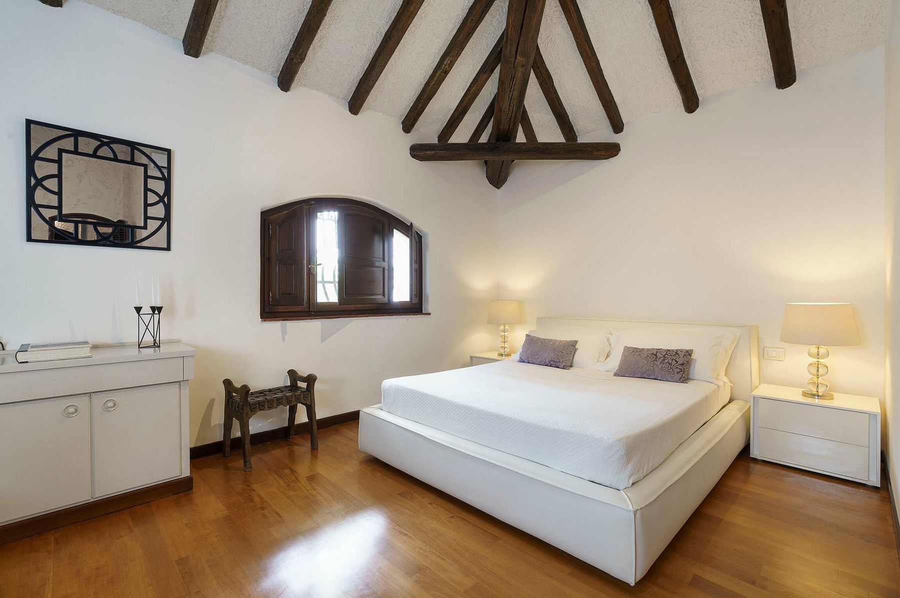 Blue Moon villa photo.