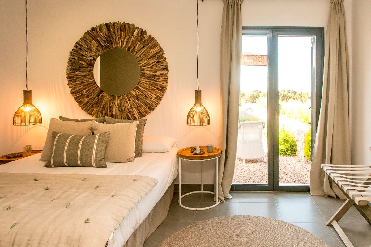 Double ensuite bedroom with outdoor access
